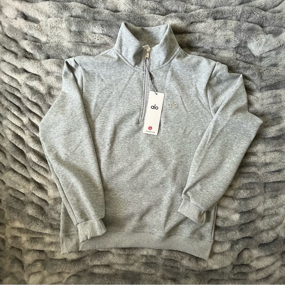 Alo Yoga Grey Quarter Zip Pullover – Size S 🤍 (NWT)